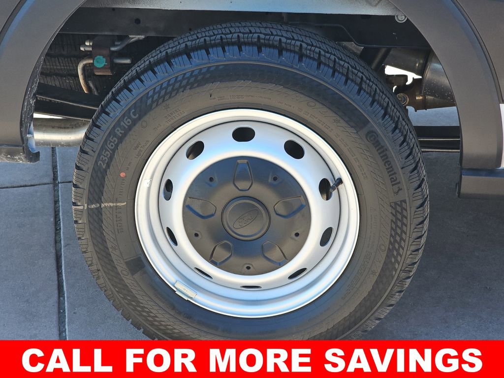 New 2025 Ford Transit 250 Low Roof RWD image 38