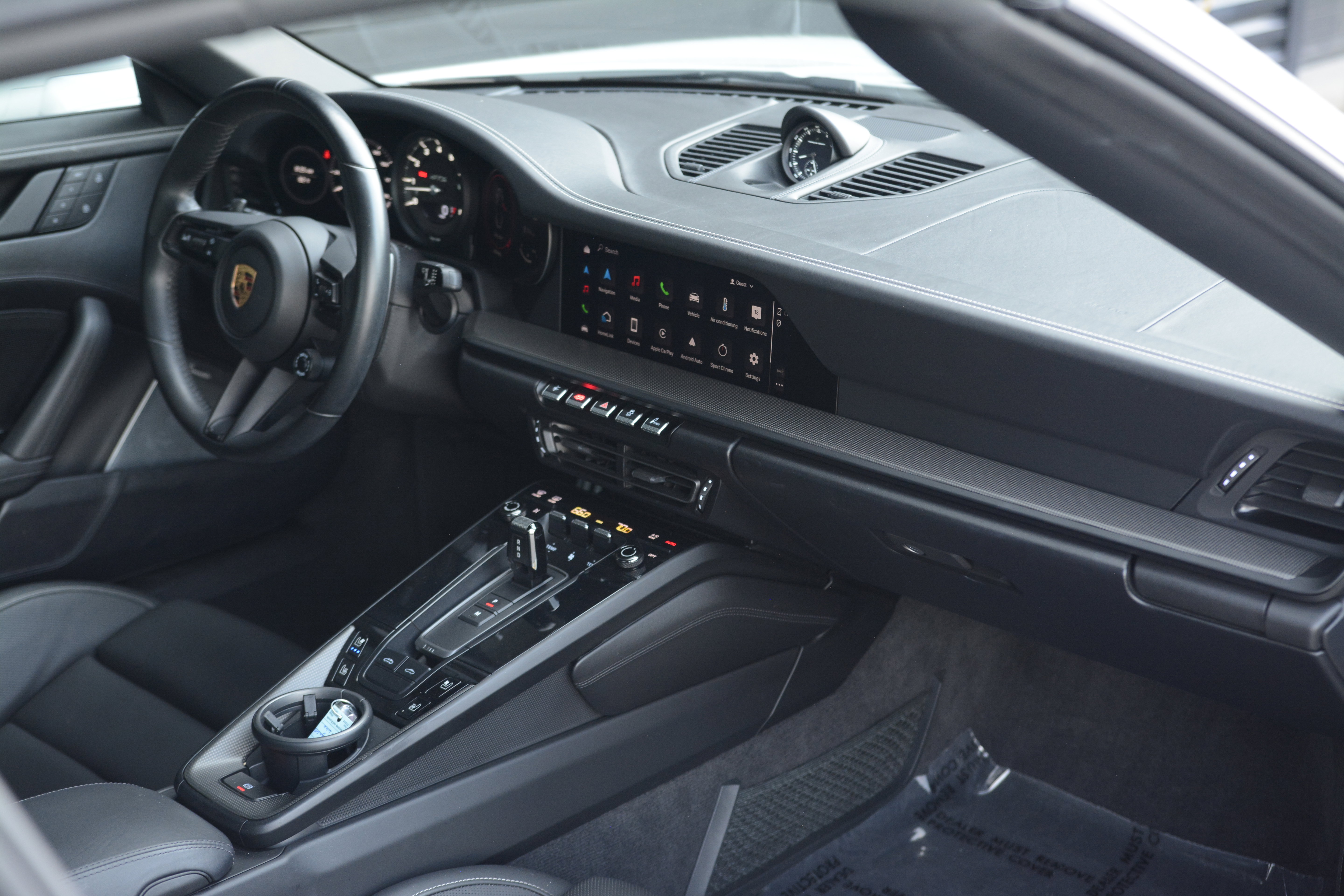 Certified 2022 Porsche 911 Targa 4 GTS AWD/4WD image 31