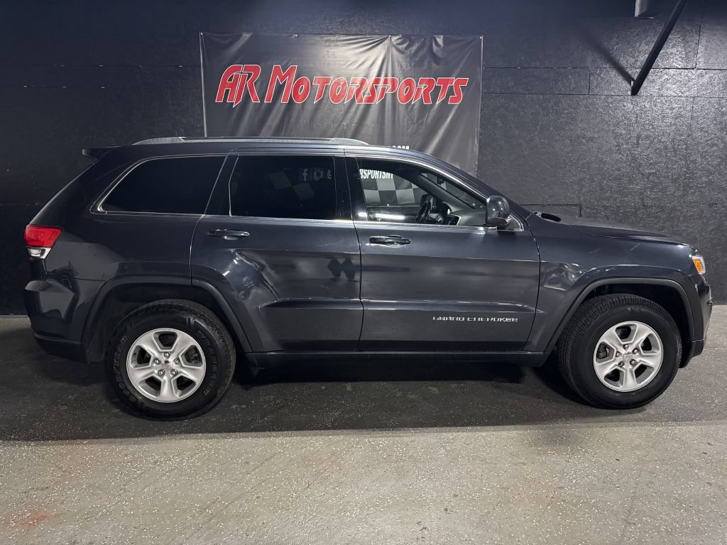 Used 2015 Jeep Grand Cherokee Laredo w/ Quick Order Package 23E AWD/4WD image 6