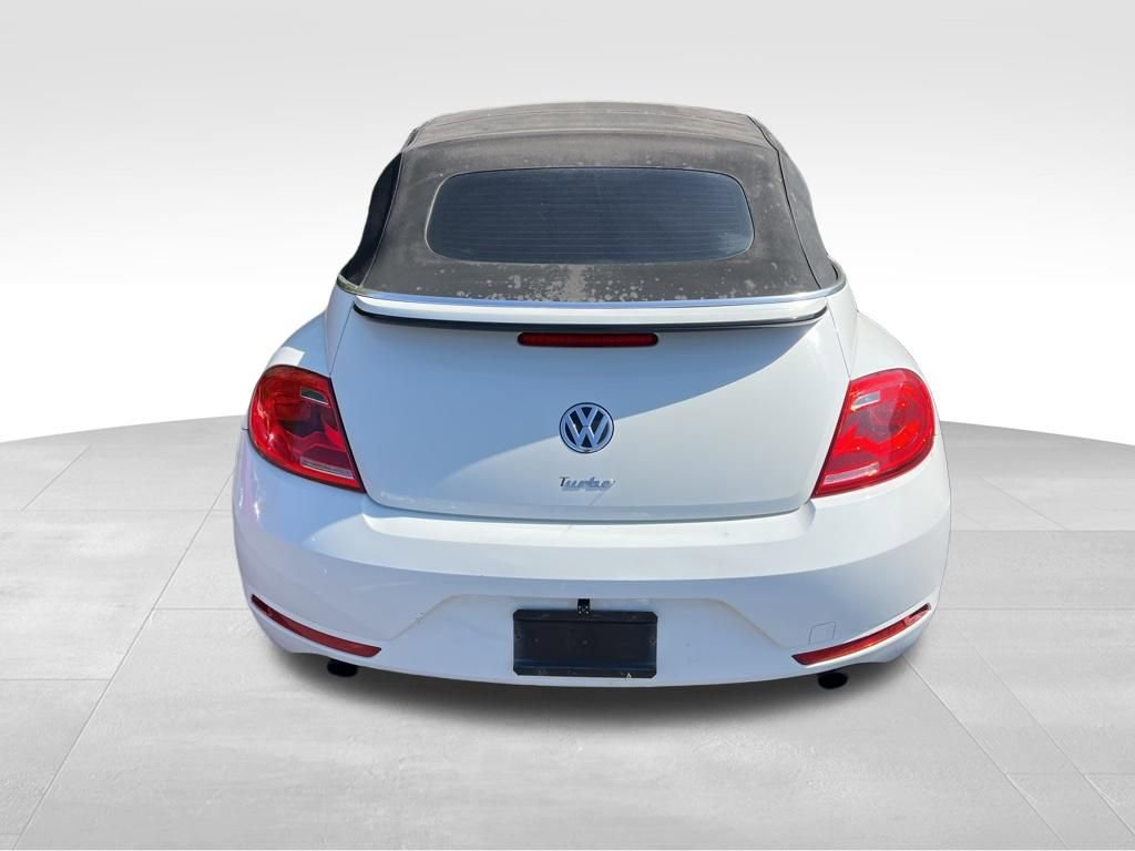 Used 2013 Volkswagen Beetle 2.0T FWD image 6