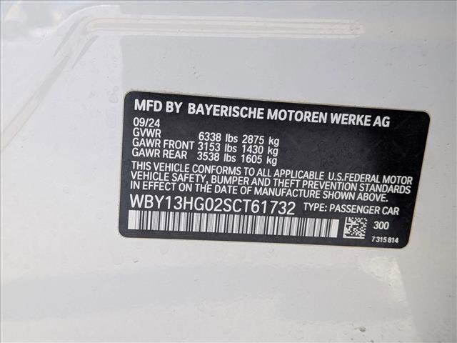 Certified 2025 BMW i5 xDrive40 w/ M Sport Package image 14