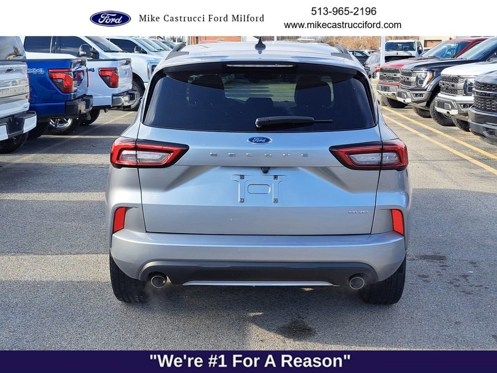 Certified 2024 Ford Escape ST-Line image 4