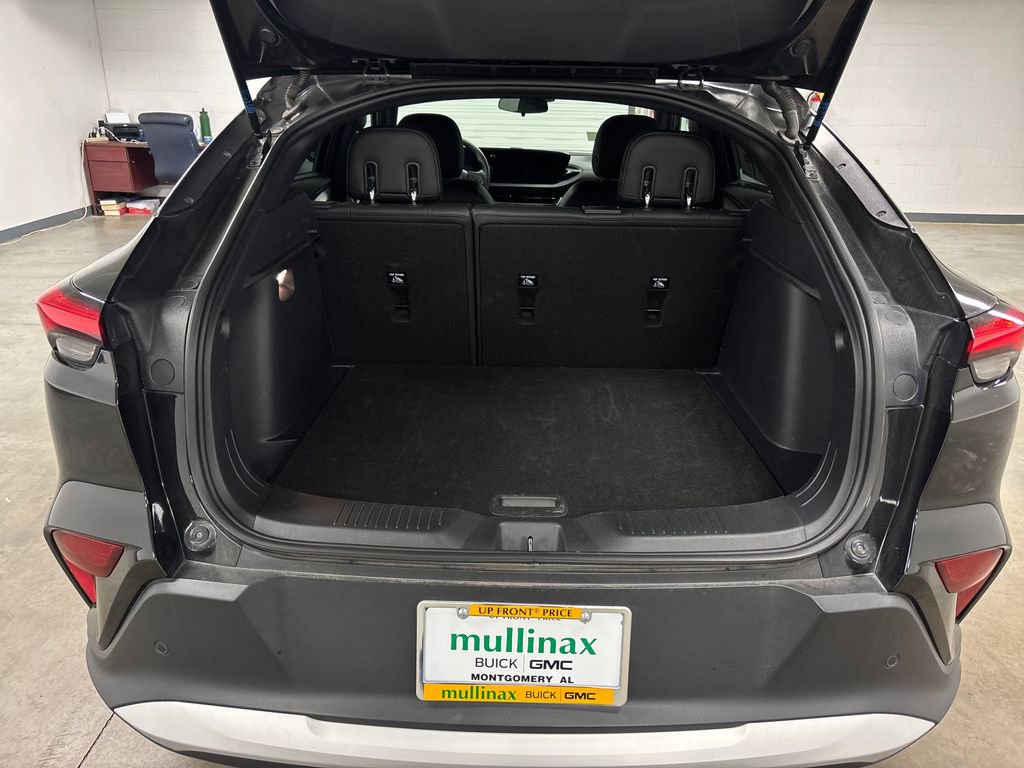 Used 2025 Buick Envista Preferred FWD image 18