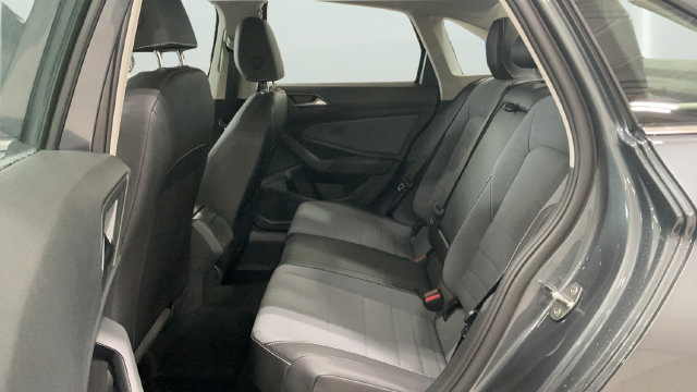 New 2027 Volkswagen Jetta SE FWD image 13