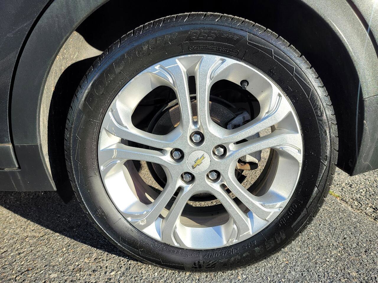 Used 2019 Chevrolet Bolt LT image 18