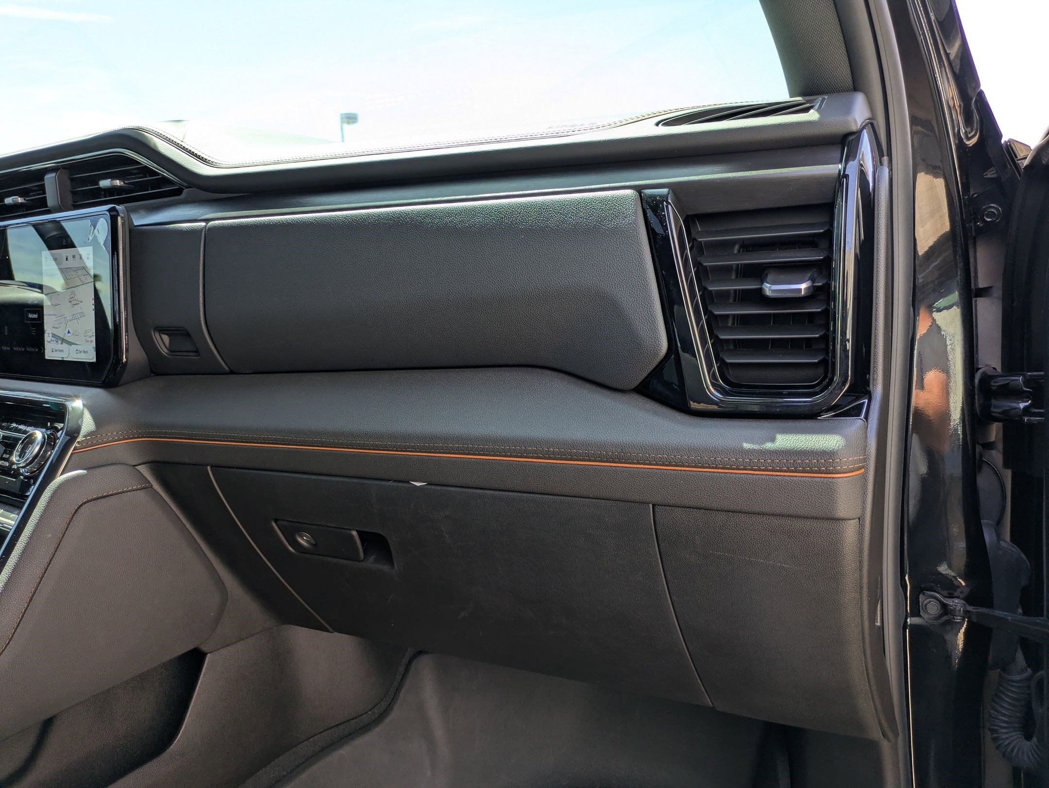 Certified 2024 GMC Sierra 2500 AT4 w/ Max Trailering Package AWD/4WD image 32