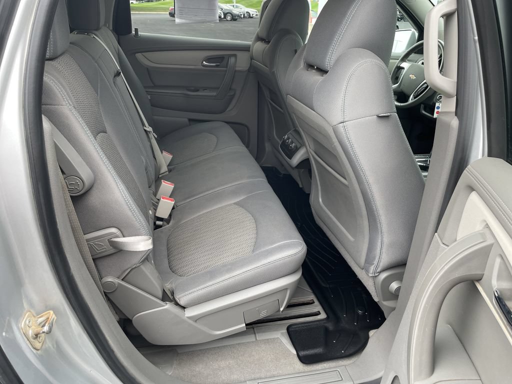 Used 2017 Chevrolet Traverse LT AWD/4WD image 26