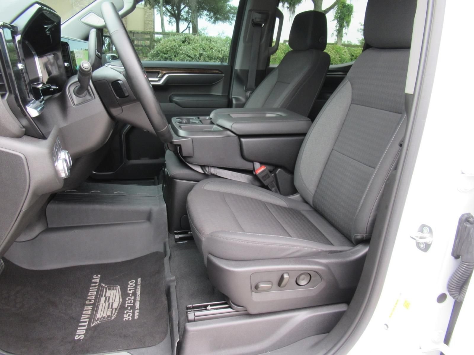 Used 2024 GMC Sierra 1500 Elevation w/ LPO, Elevation Black Package AWD/4WD image 16