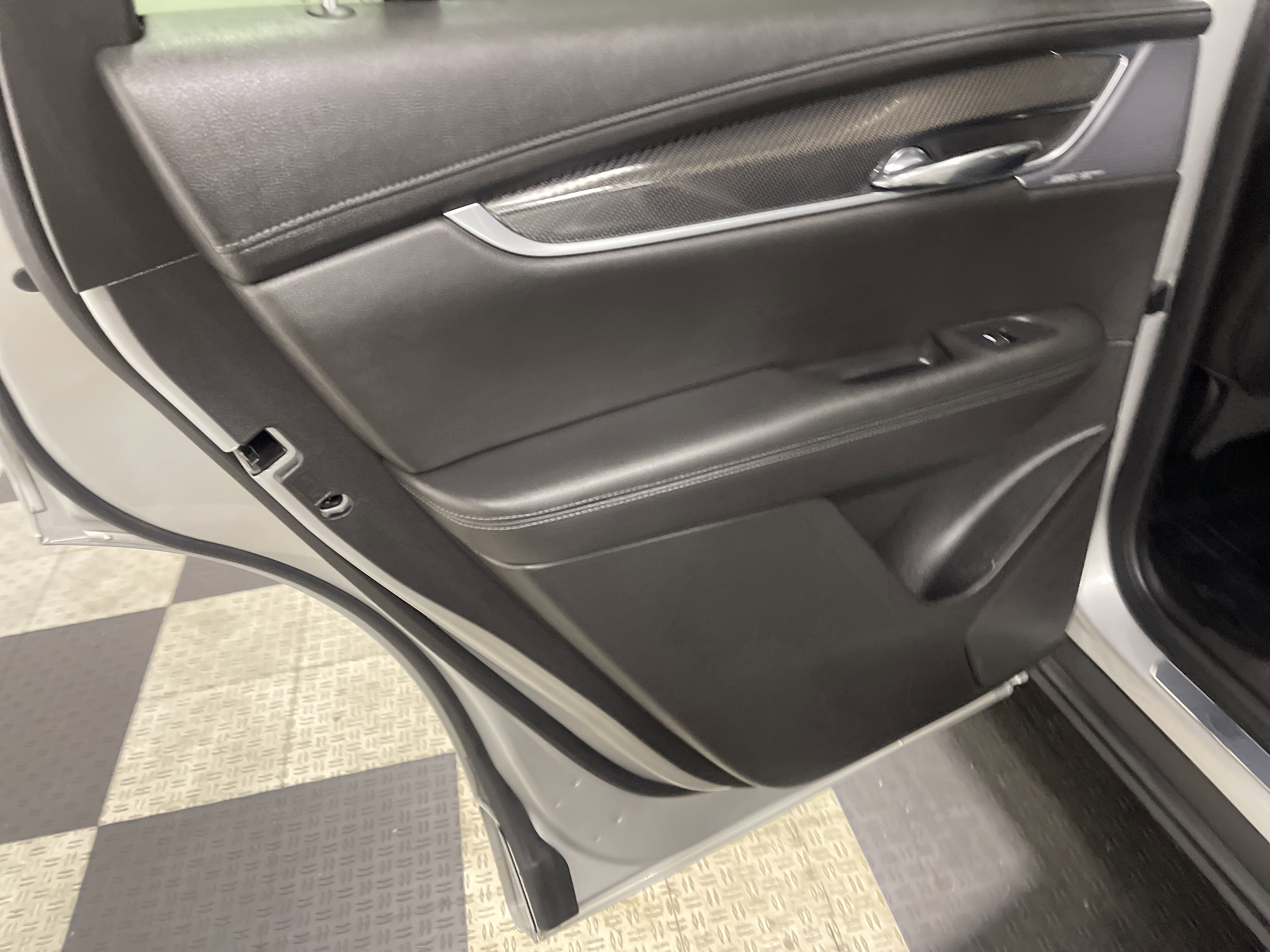 Used 2020 Cadillac XT6 Sport image 15