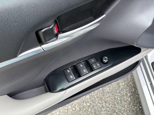 Used 2019 Toyota Camry XLE w/ Driver Assist Package FWD image 12