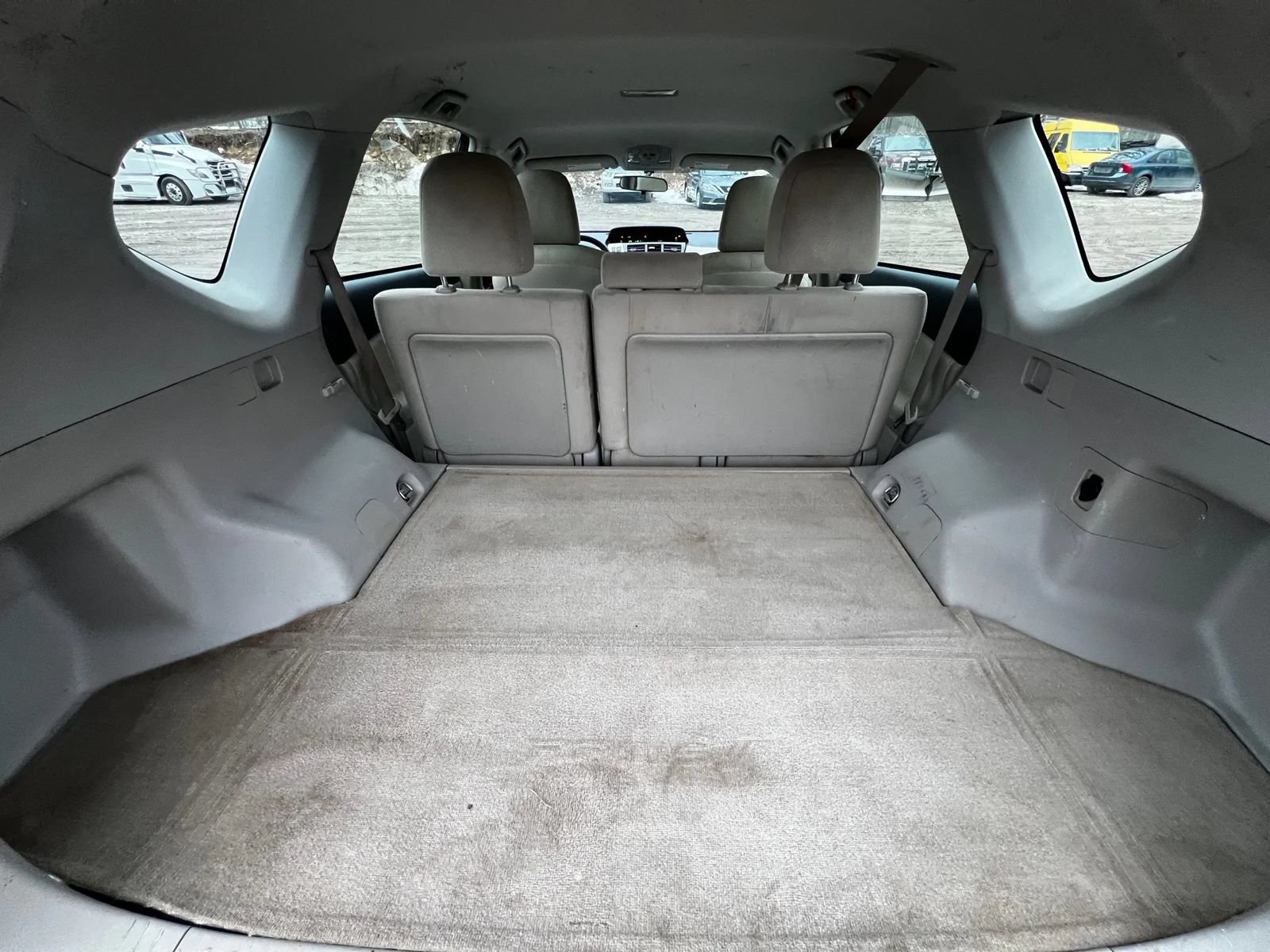 Used 2012 Toyota Prius V Two w/ Preferred Accessory Pkg FWD image 14