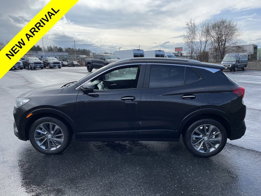 Used 2023 Buick Encore GX Select w/ Experience Buick Package image 6