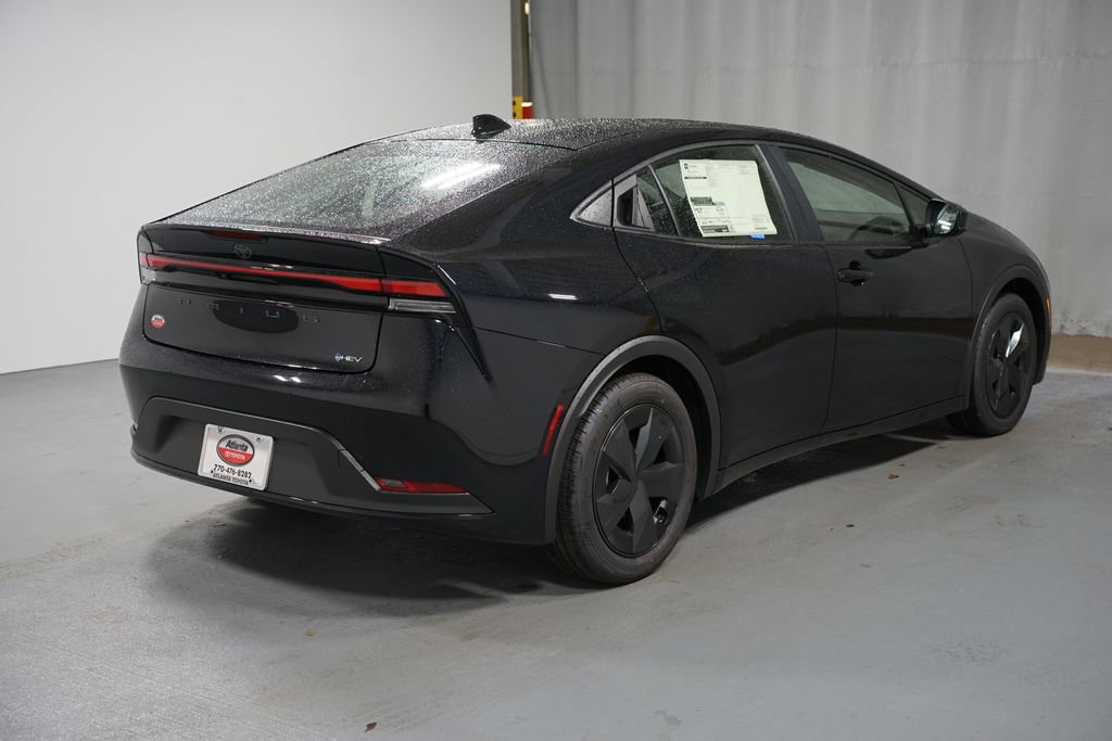 New 2026 Toyota Prius LE image 8