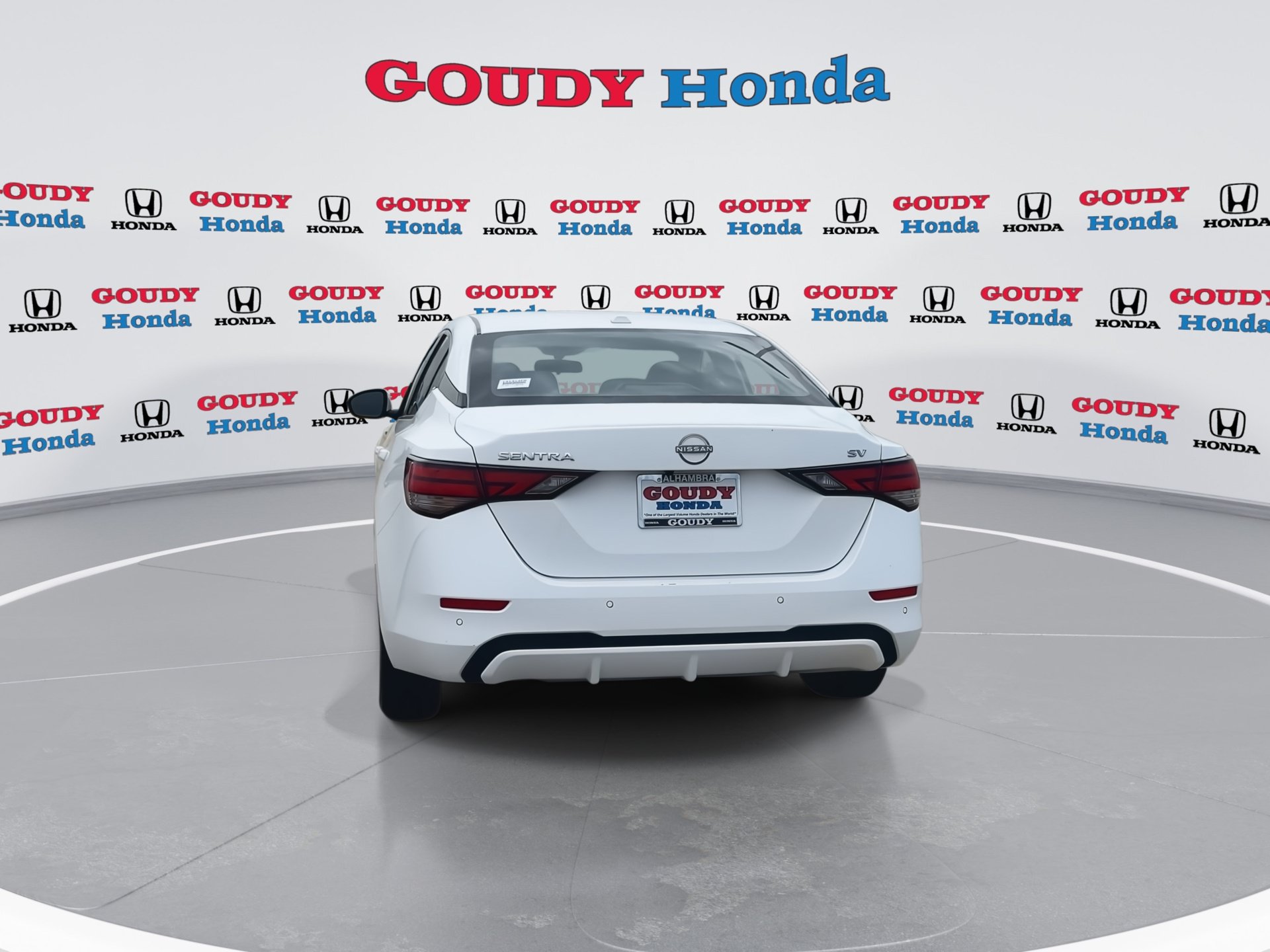 Used 2024 Nissan Sentra SV FWD image 7