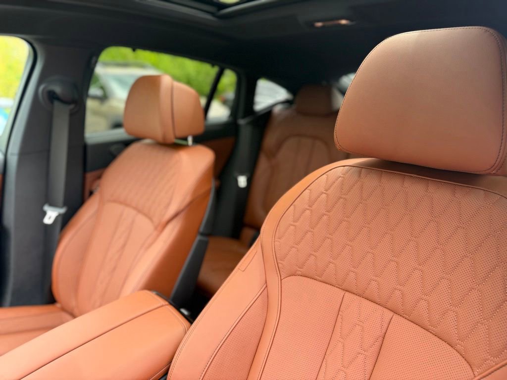 New 2027 BMW X6 xDrive40i AWD/4WD image 19