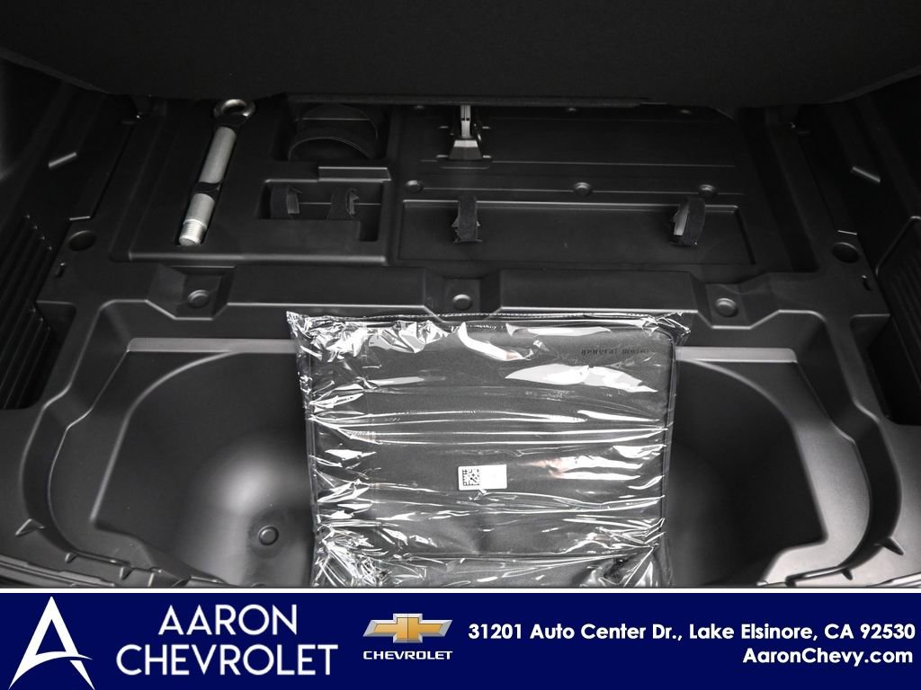 New 2026 Chevrolet Equinox EV LT image 15