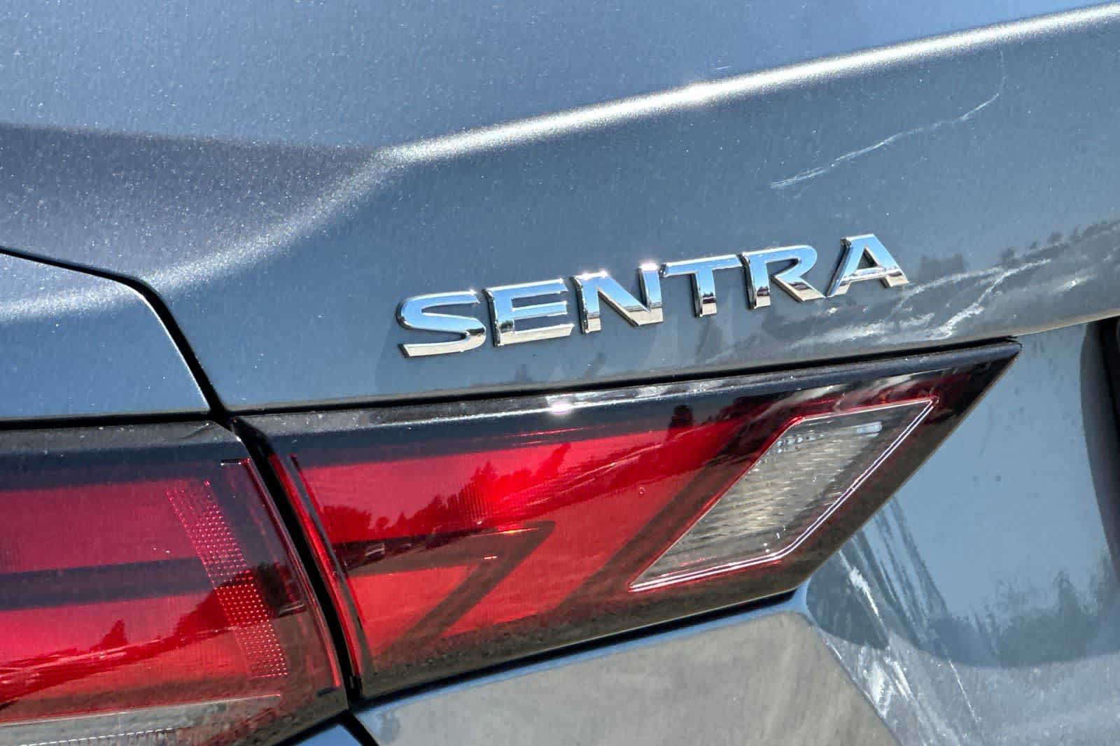 Used 2024 Nissan Sentra SV FWD image 13