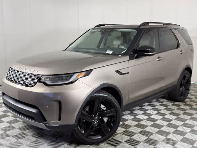 New 2026 Land Rover Discovery S AWD/4WD image 1