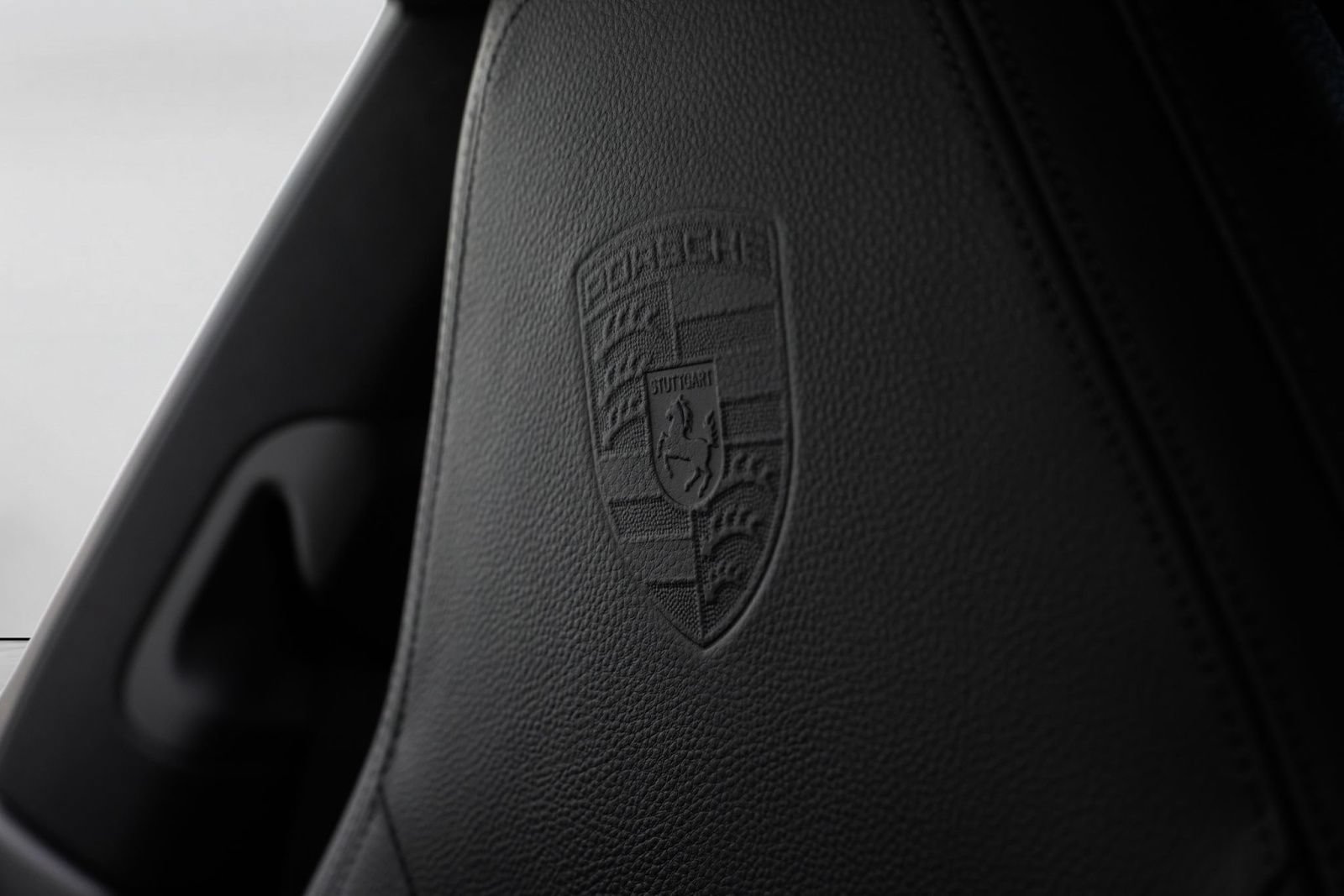 Used 2021 Porsche 911 Carrera RWD image 17
