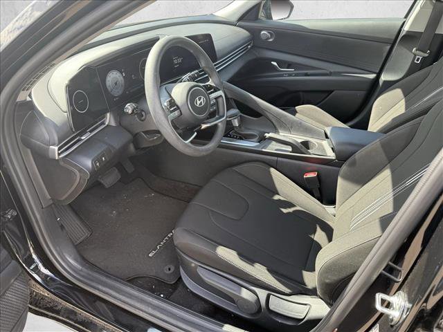 Certified 2024 Hyundai Elantra SEL image 9