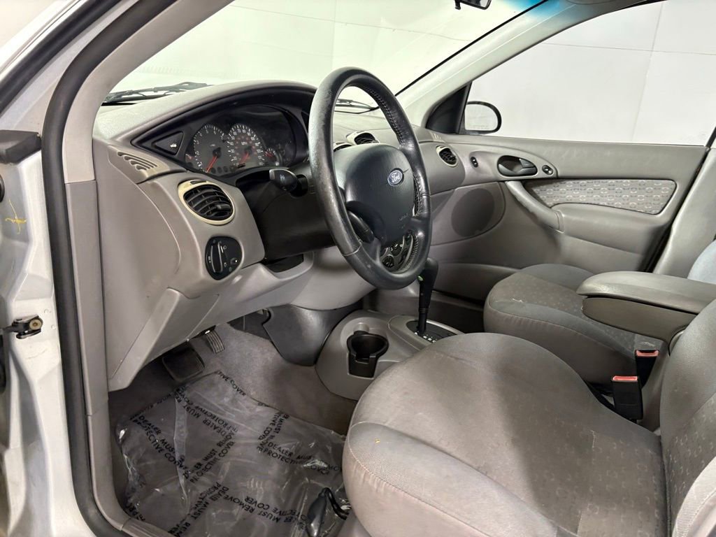 Used 2003 Ford Focus ZX5 Hatchback FWD image 20