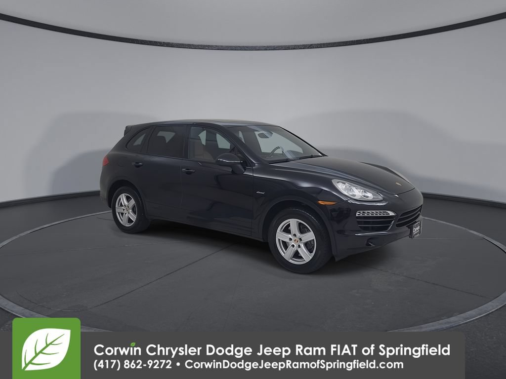 Used 2014 Porsche Cayenne Diesel AWD/4WD image 2