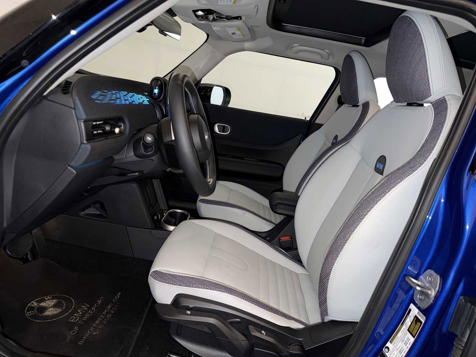 Certified 2025 MINI Cooper S FWD image 9