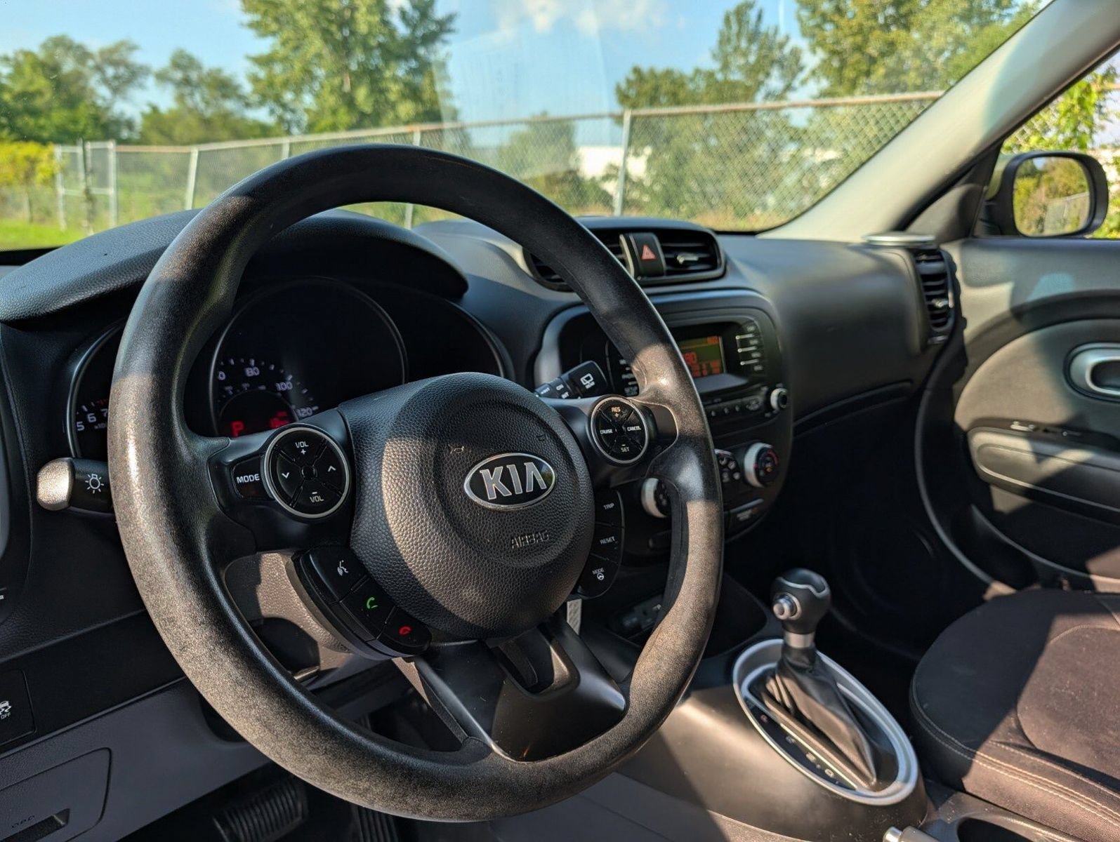 Used 2016 Kia Soul FWD image 22
