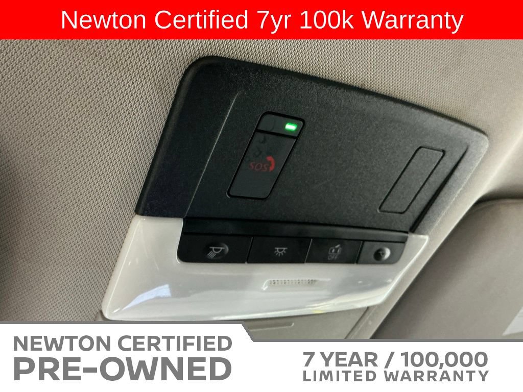 Used 2023 Nissan Pathfinder SL w/ Black Appearance Package FWD image 33