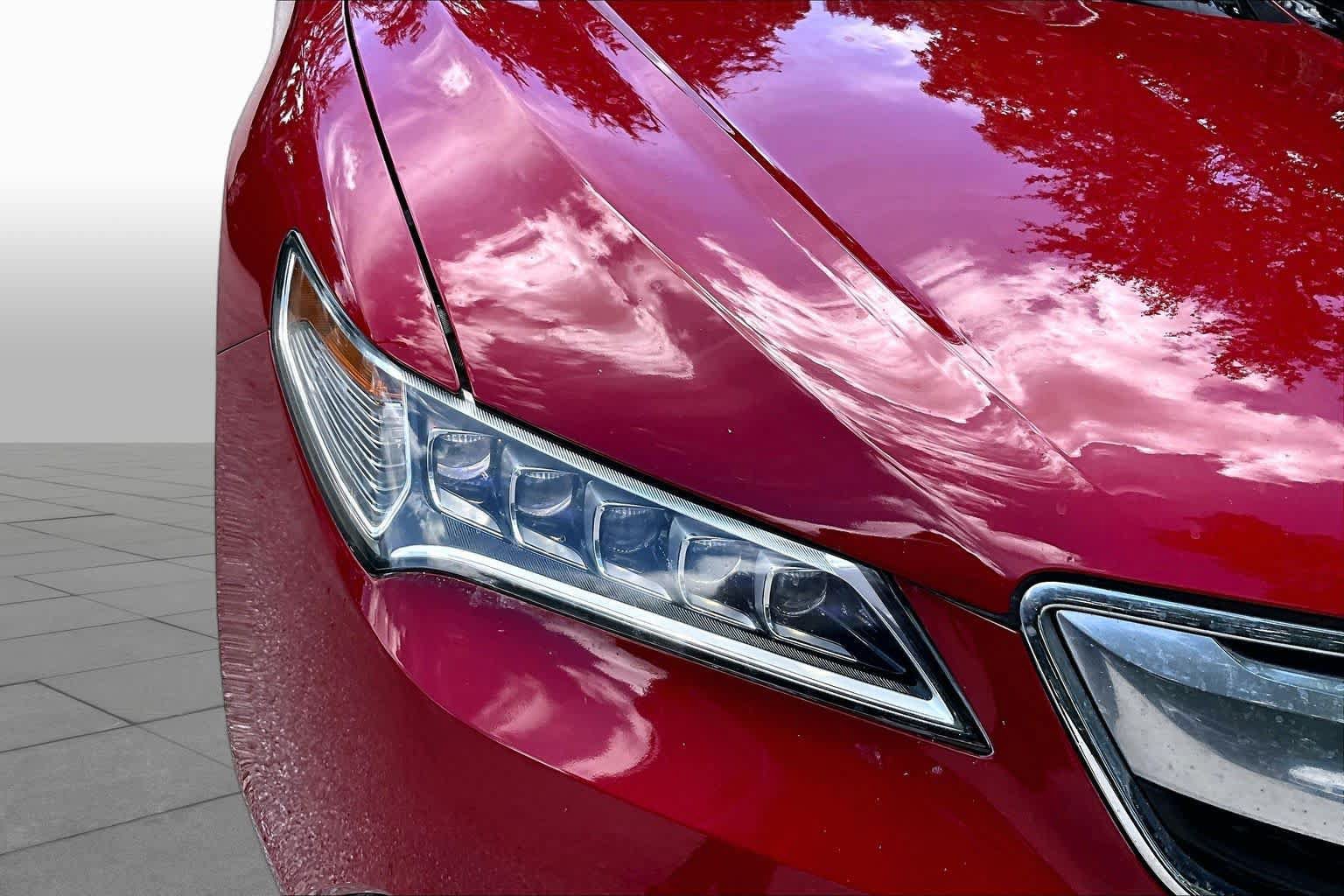 Used 2017 Acura TLX FWD image 28