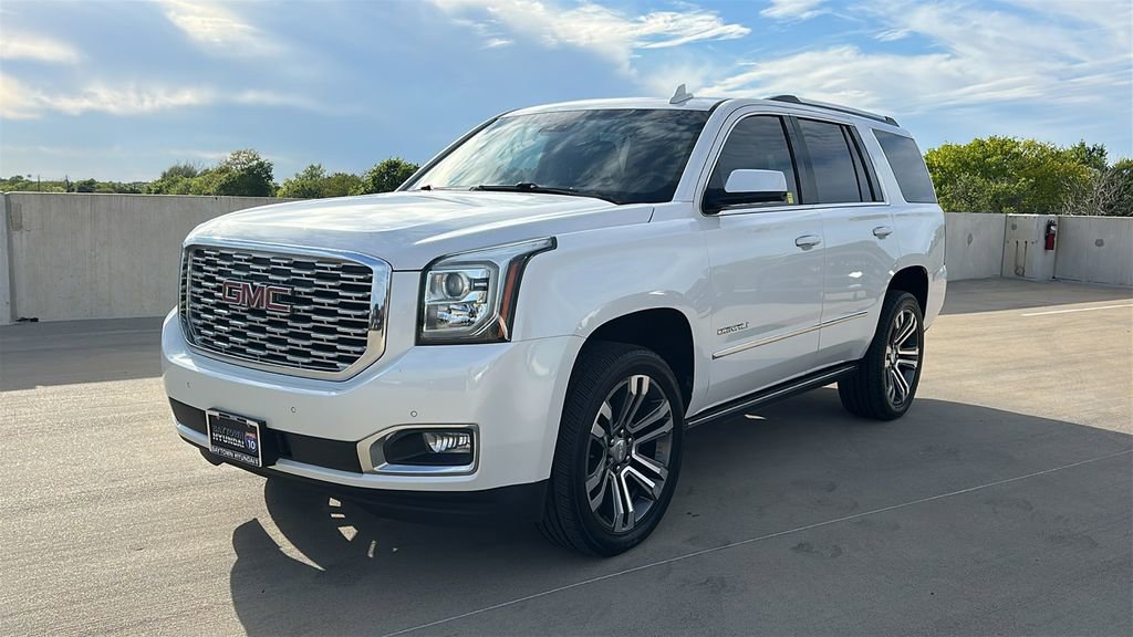 Used 2019 GMC Yukon Denali w/ Denali Ultimate Package image 9
