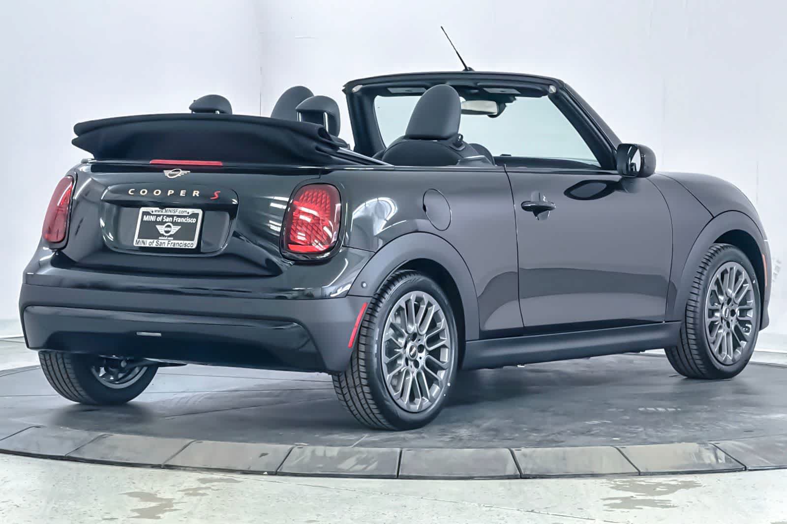 New 2026 MINI Cooper S FWD image 2