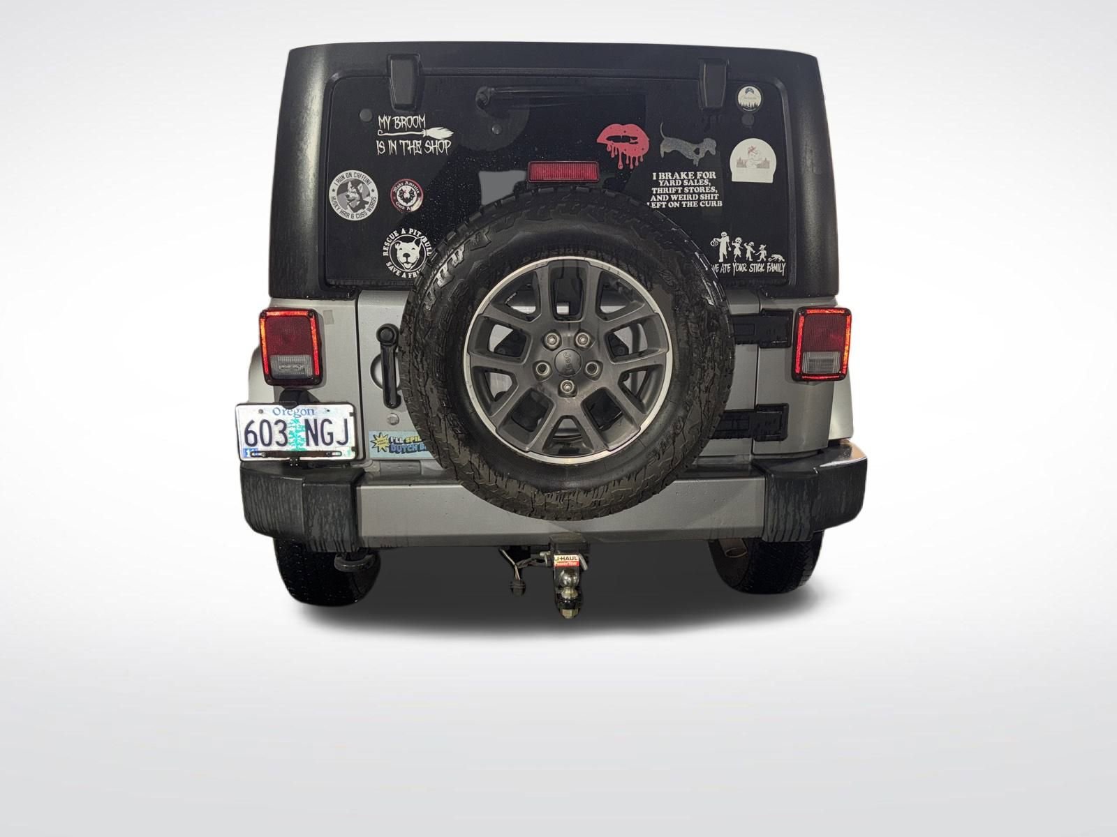 Used 2018 Jeep Wrangler Unlimited Sahara image 5