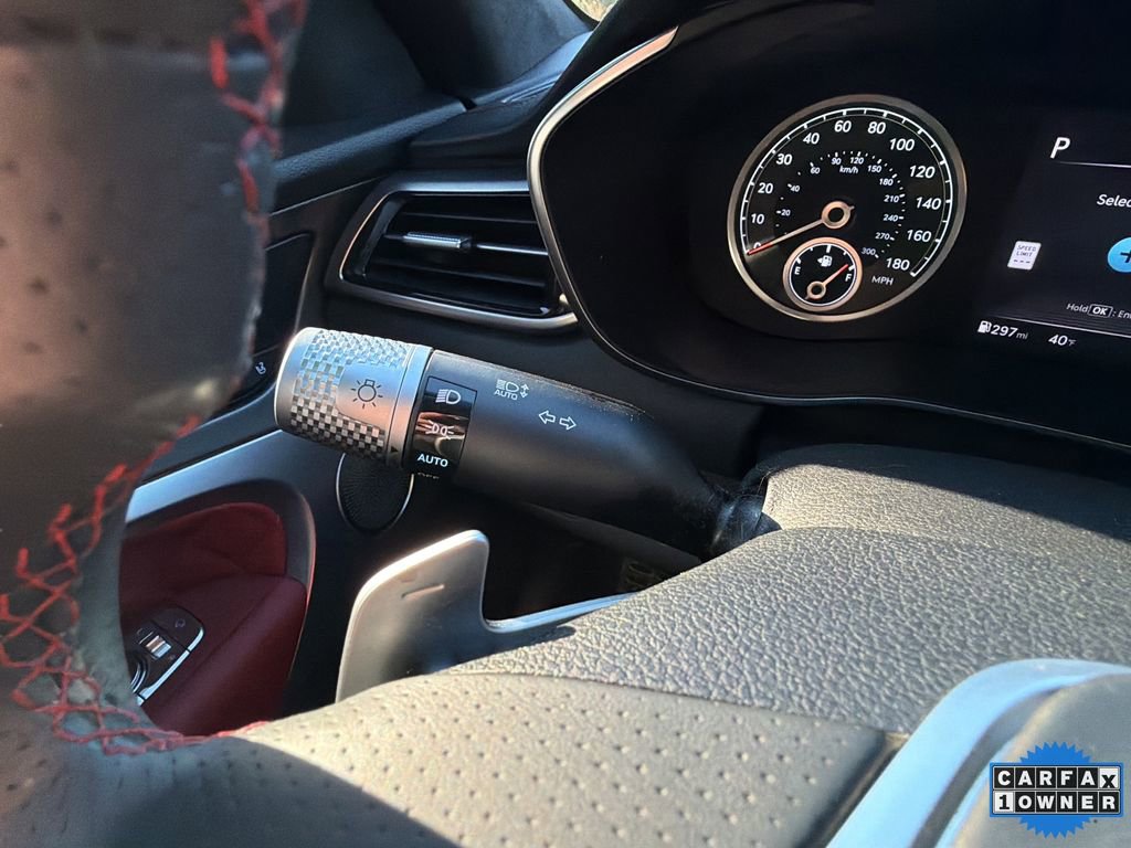 Used 2025 Genesis G70 3.3T Advanced w/ Sport Prestige Package image 39