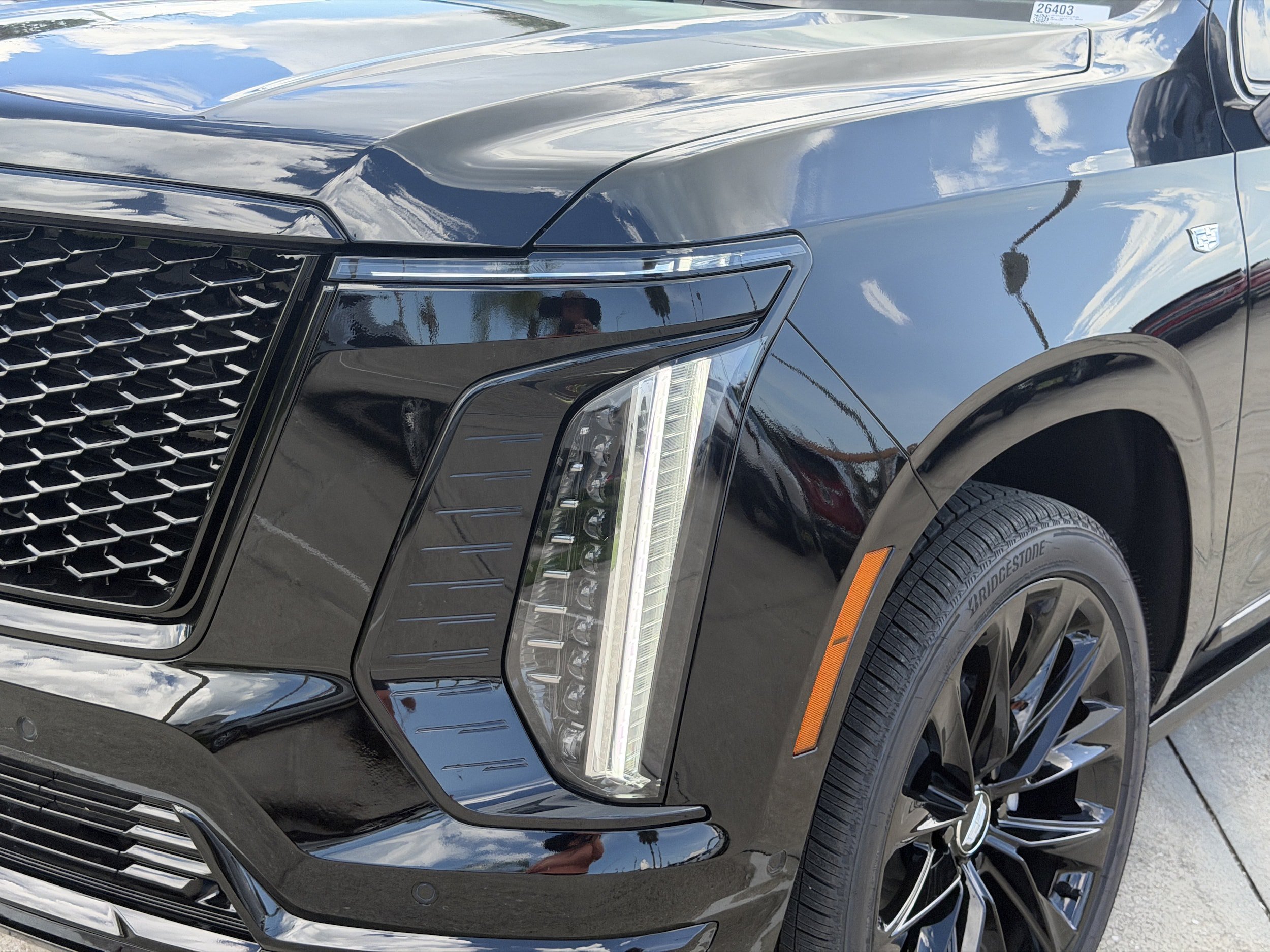New 2026 Cadillac Escalade Platinum Sport w/ LPO, ONYX Package AWD/4WD image 8