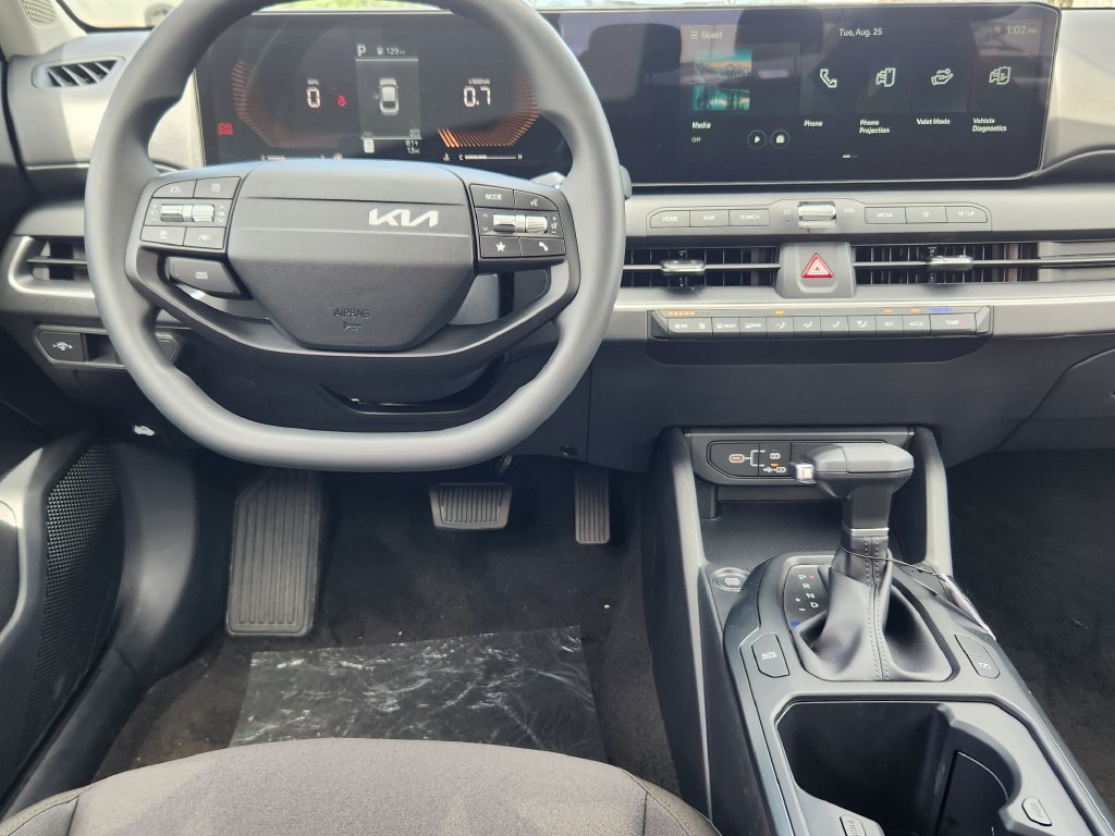 New 2026 Kia K4 FWD image 11