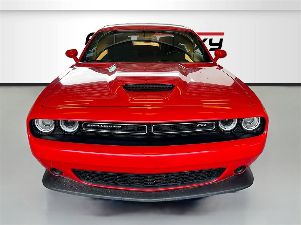 Used 2023 Dodge Challenger GT image 2