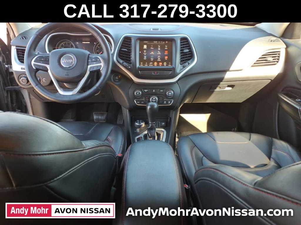 Used 2014 Jeep Cherokee Trailhawk w/ Comfort/Convenience Group AWD/4WD image 39