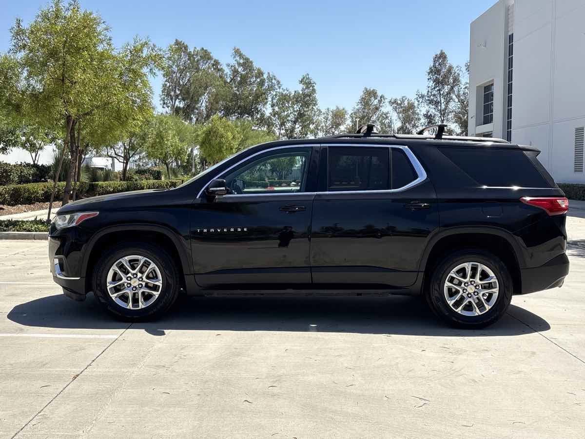 Used 2019 Chevrolet Traverse LT FWD image 6