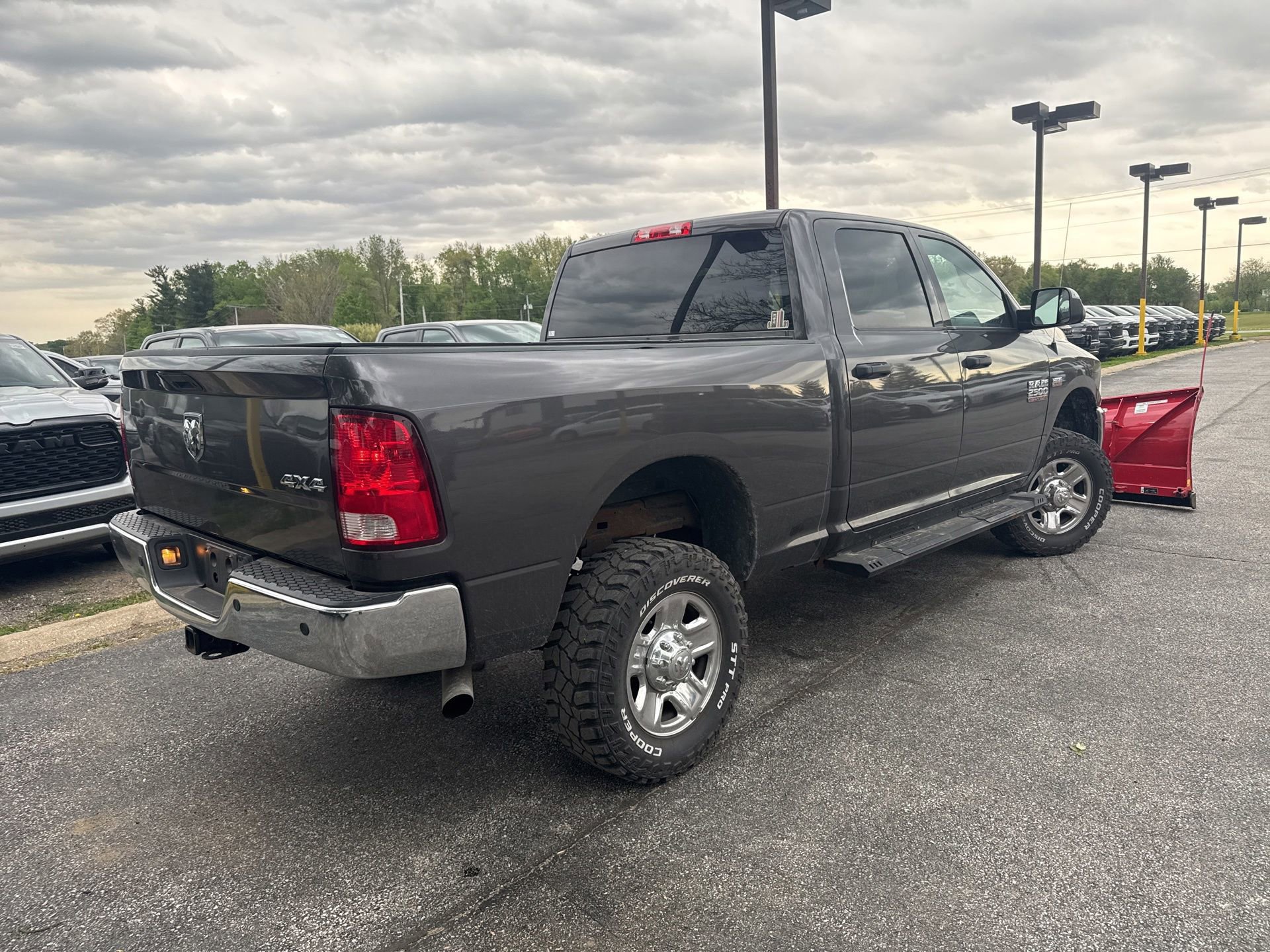 Used 2018 RAM 2500 Tradesman w/ Chrome Appearance Group AWD/4WD image 7