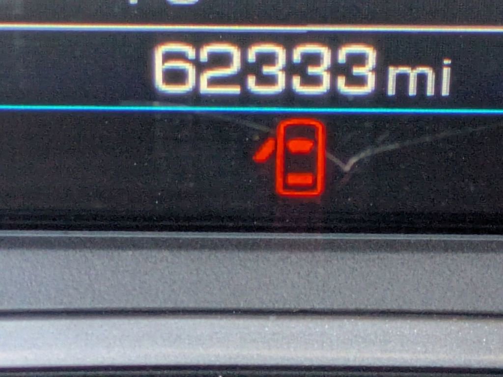 Used 2018 GMC Terrain SLT w/ Preferred Package image 4