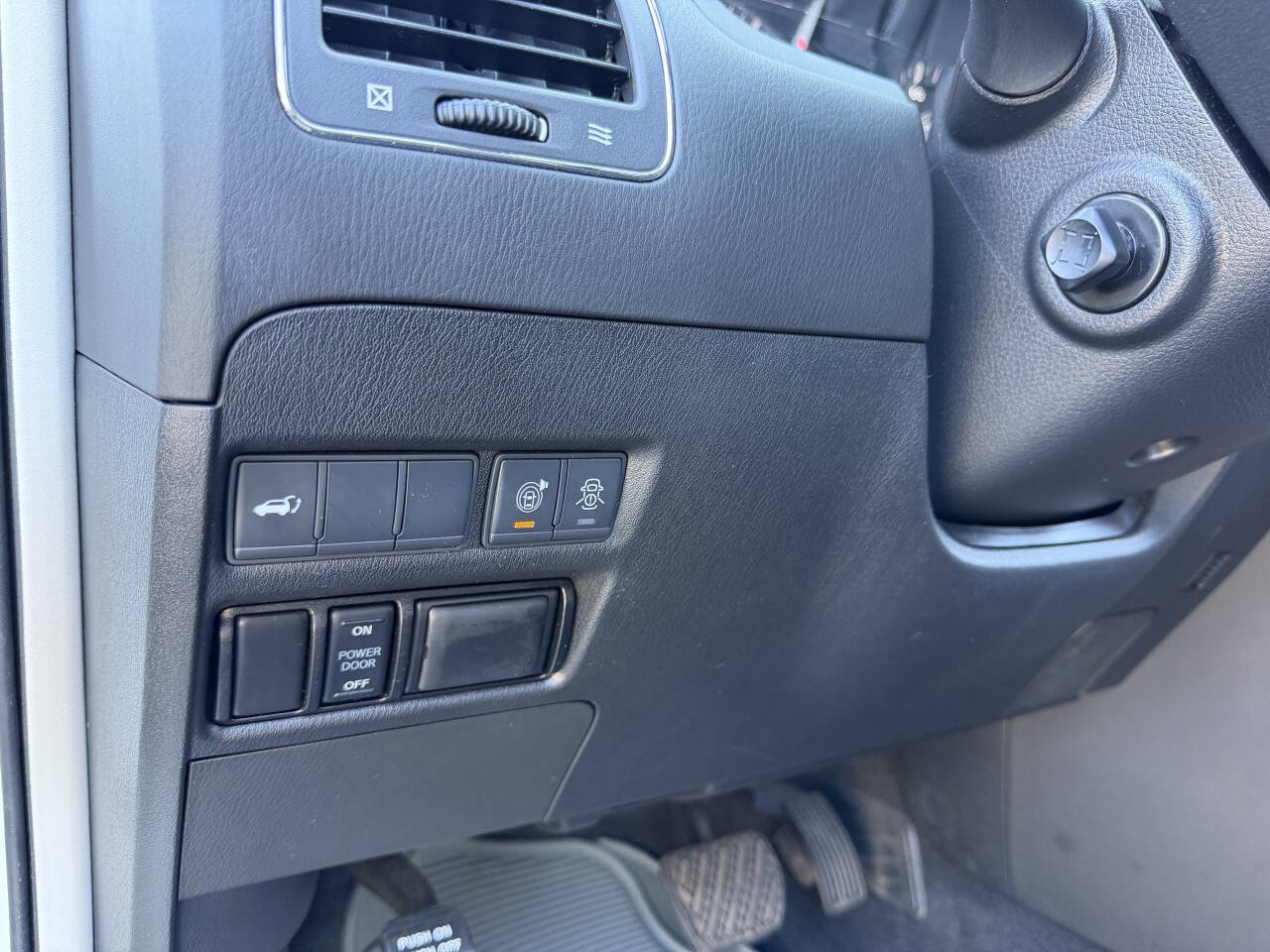 Used 2020 Nissan Armada SL w/ Premium Package AWD/4WD image 15