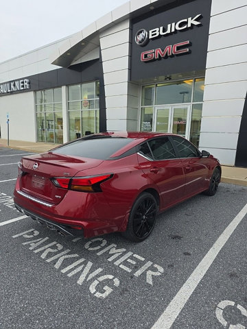 Used 2021 Nissan Altima 2.5 SR w/ SR Premium Package image 5