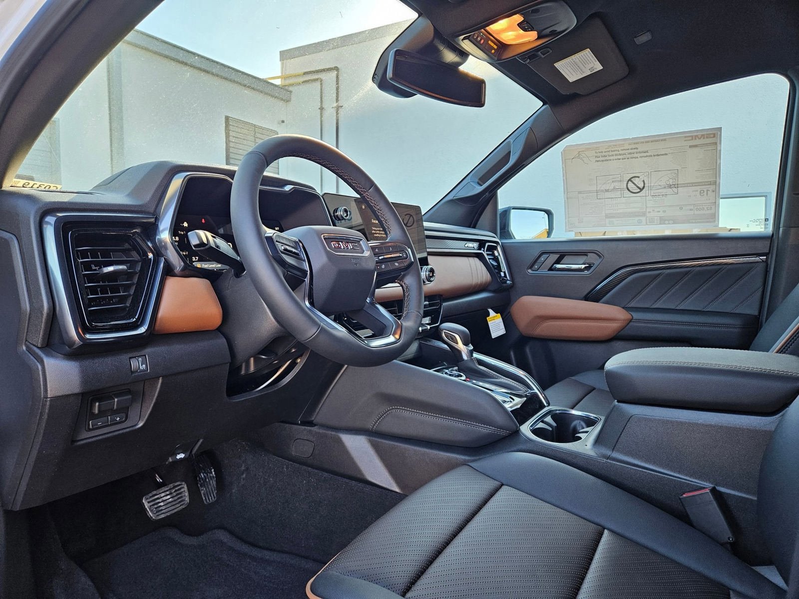 New 2026 GMC Canyon AT4 w/ AT4 Premium Package AWD/4WD image 11