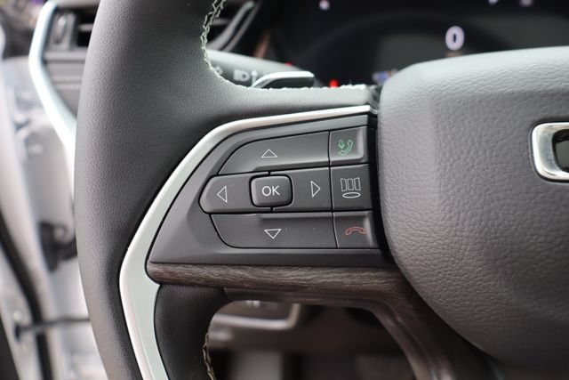 New 2026 Jeep Grand Cherokee Limited w/ Limited Altitude Package AWD/4WD image 15