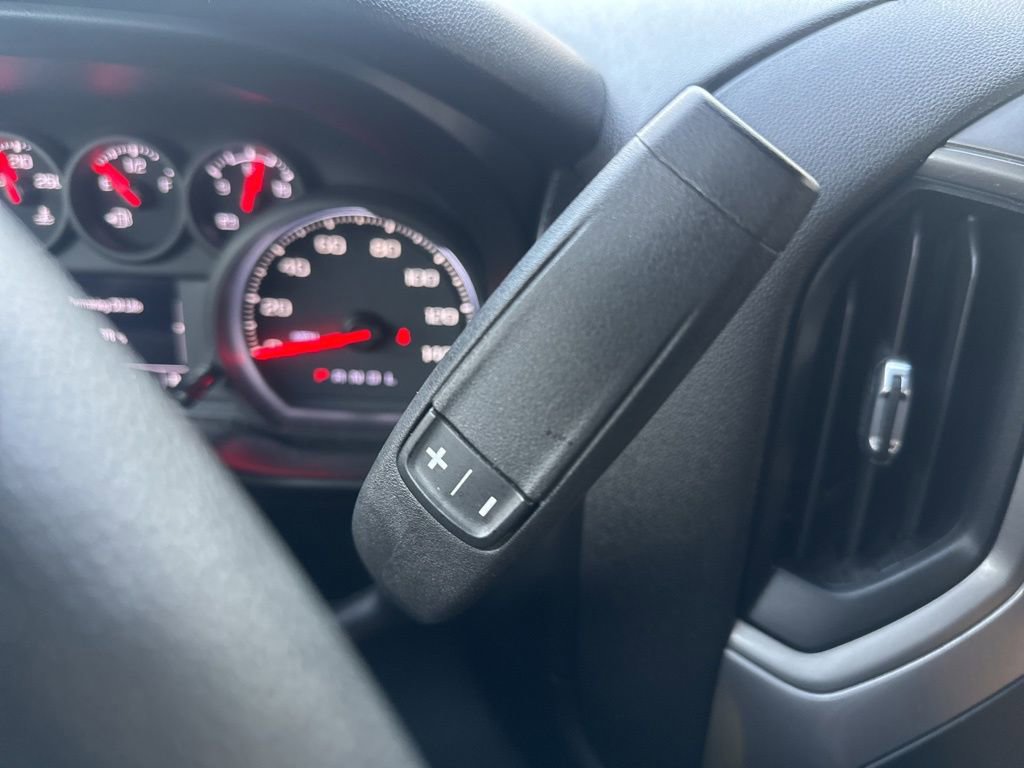 Used 2021 Chevrolet Silverado 2500 Custom w/ Custom Value Package image 25