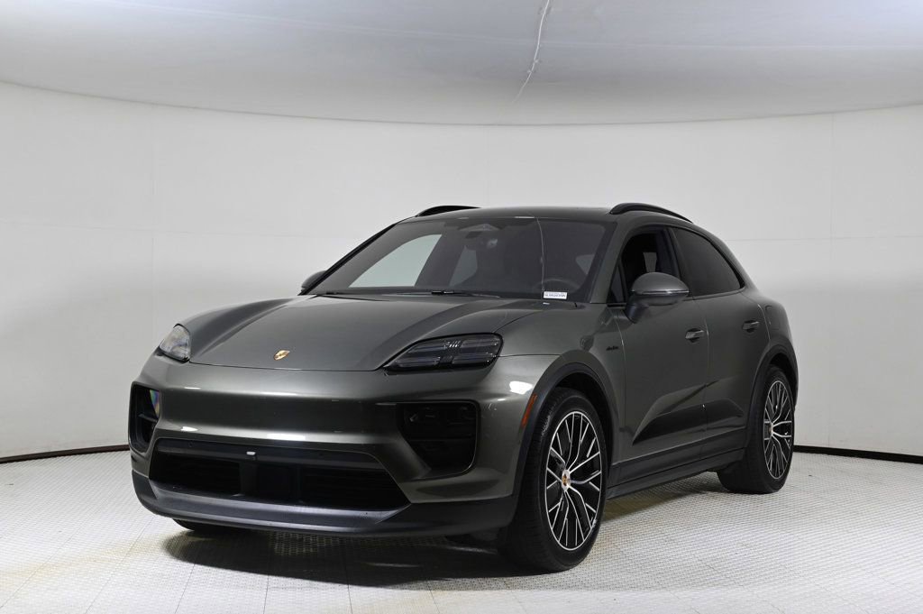 Certified 2025 Porsche Macan 4 Electric image 1