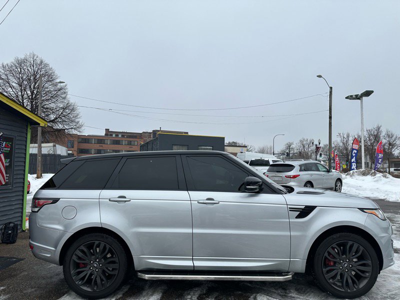 Used 2017 Land Rover Range Rover Sport HSE Dynamic image 4