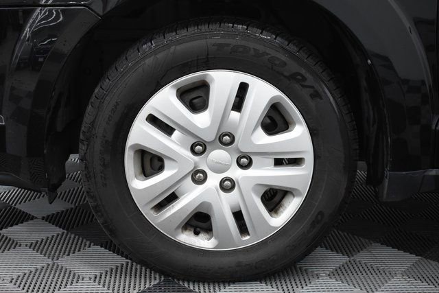 Used 2020 Dodge Journey SE image 4