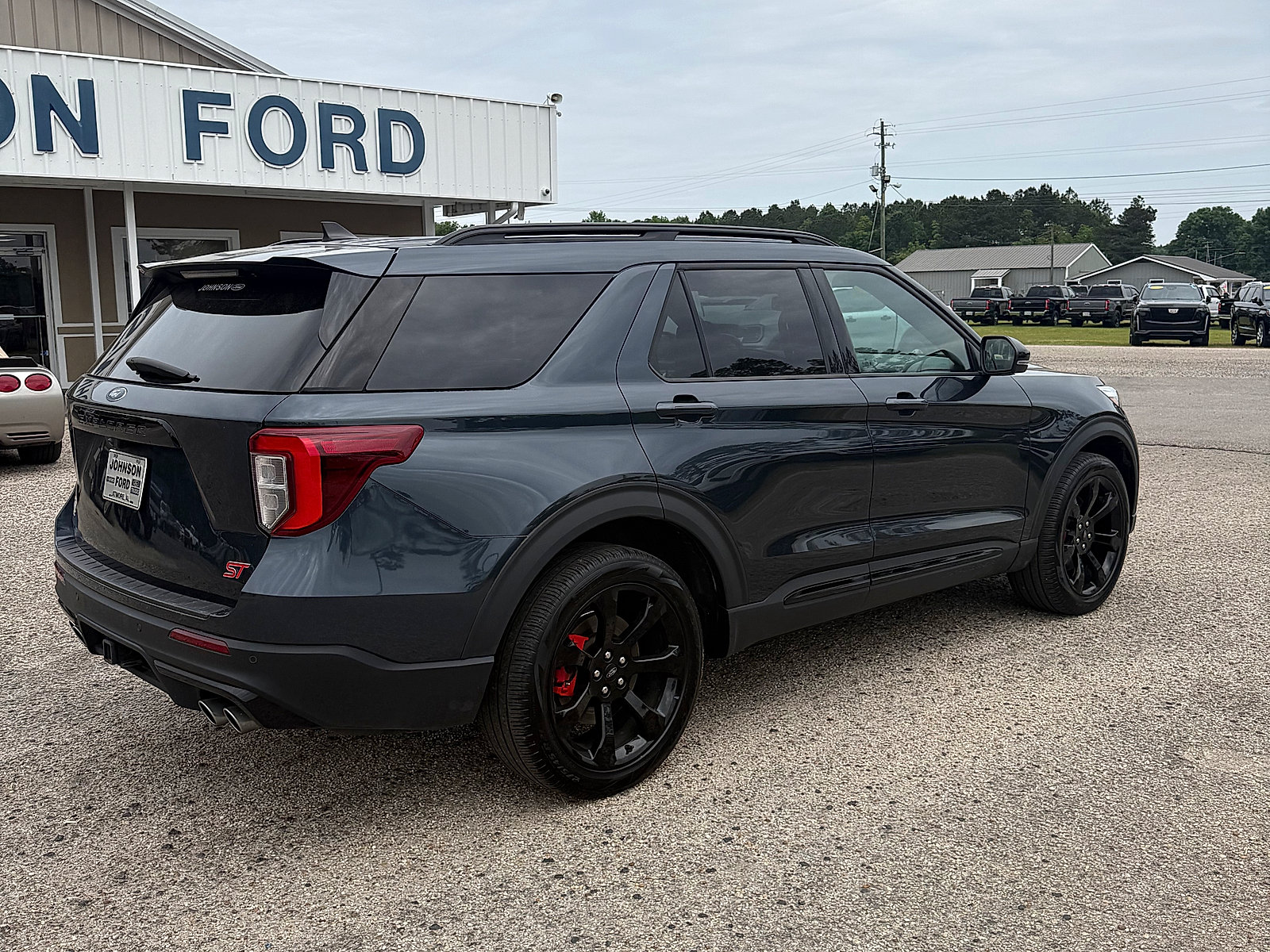 Used 2023 Ford Explorer ST w/ Equipment Group 401A AWD/4WD image 6